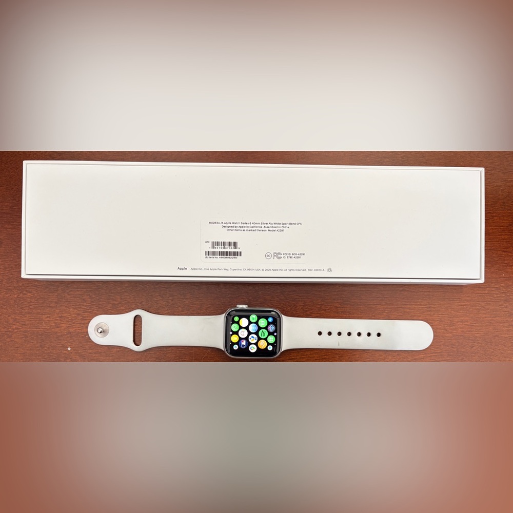 Apple Watch Series 6, 40mm (Silver) with Sport Bands